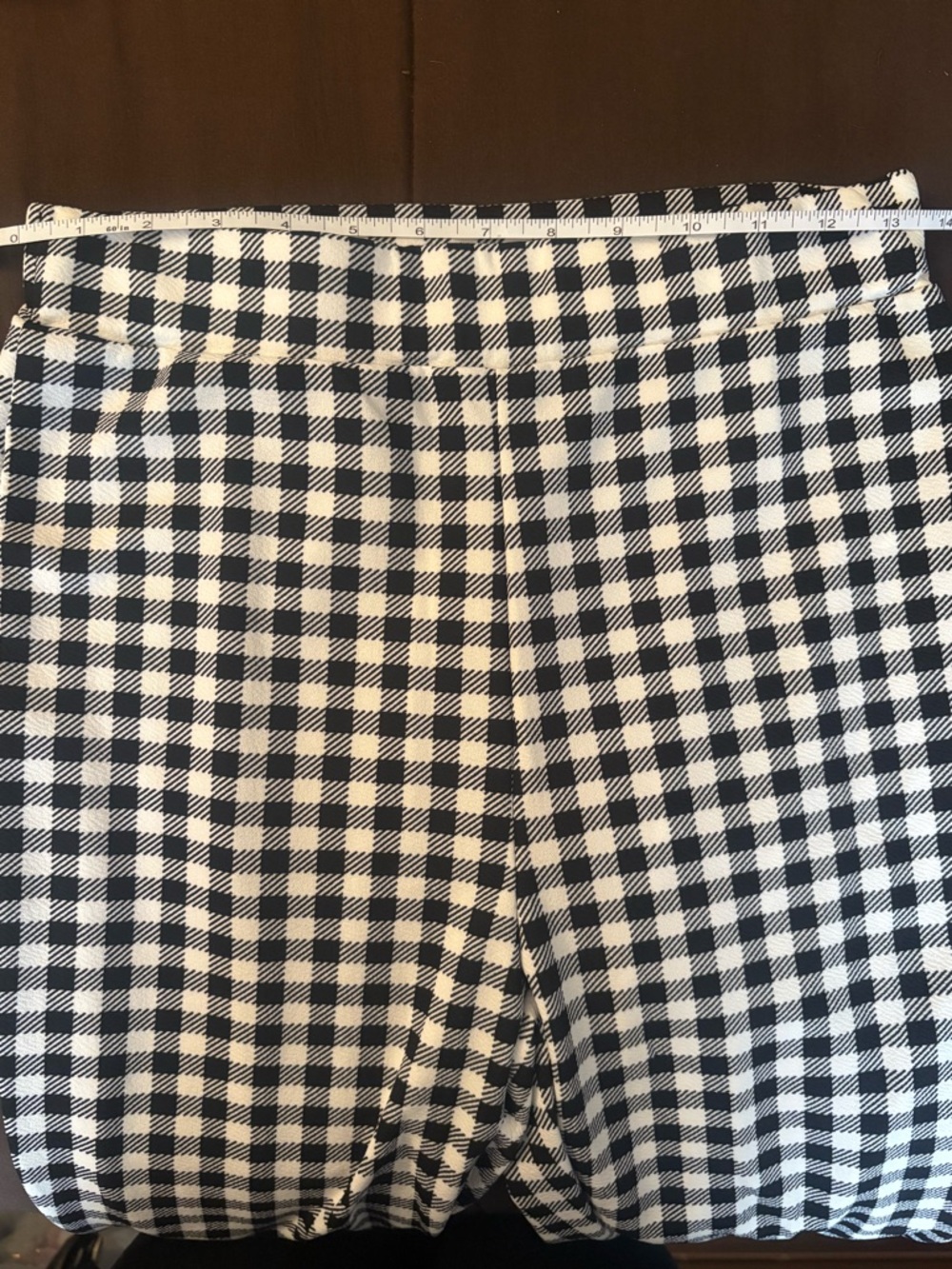NWOT High-Waisted Black and White Gingham Capris - Picture 6 of 9